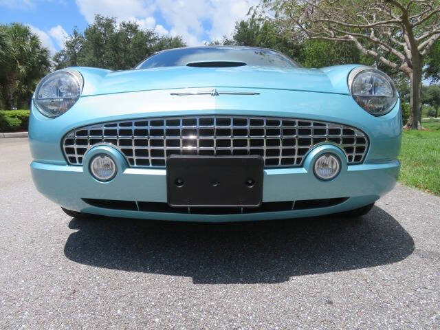 2002 Ford Thunderbird Deluxe