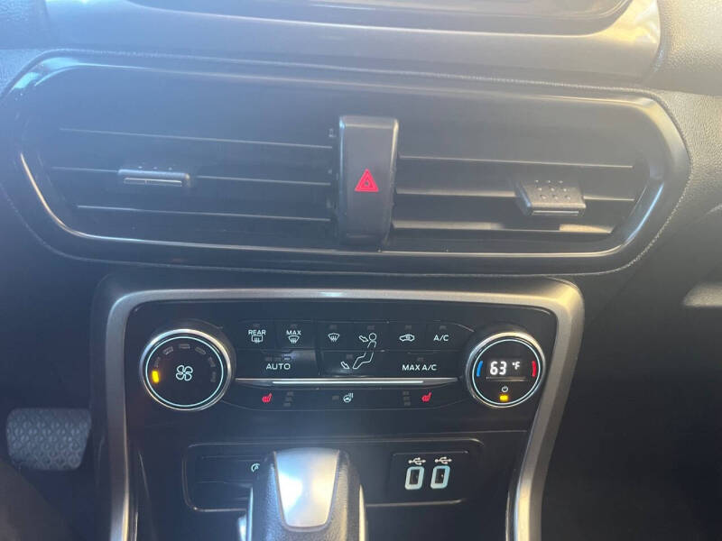 2020 Ford EcoSport SES