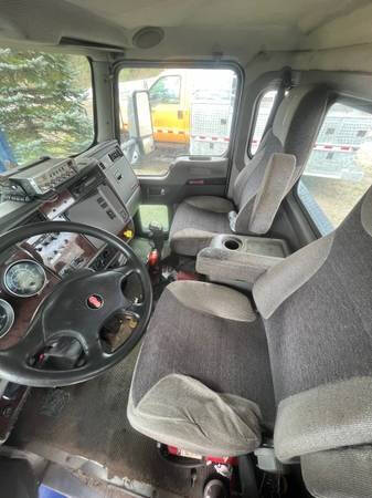 2011 Kenworth Rolloff