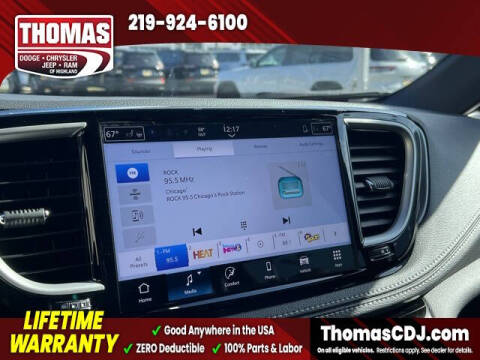 2026 Chrysler Pacifica Select