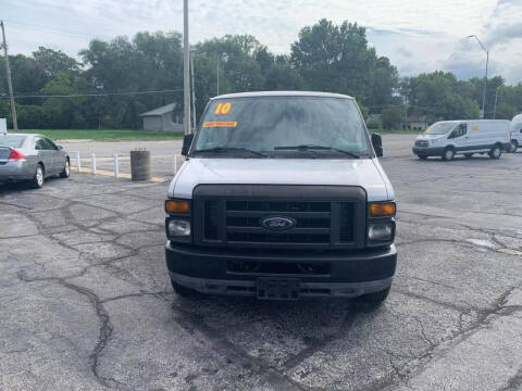 2010 Ford E-Series for sale at Kansas City Motors in Kansas City MO