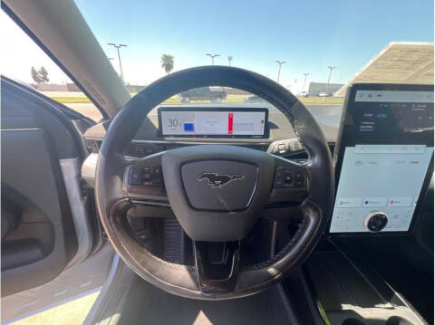 2022 Ford Mustang Mach-E Select