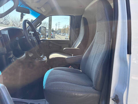 2016 Chevrolet Express 3500