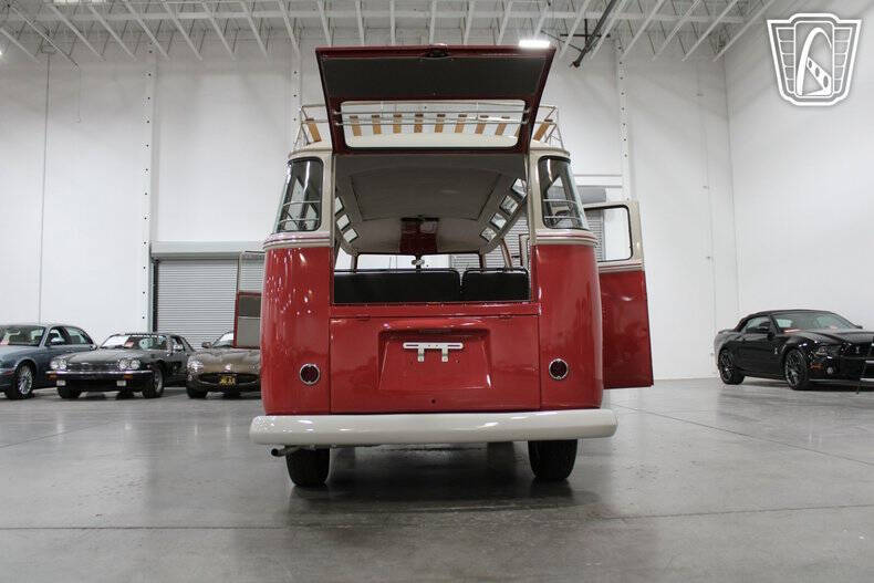 1961 Volkswagen Bus