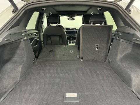 2019 Audi Q3 quattro Premium 45 TFSI