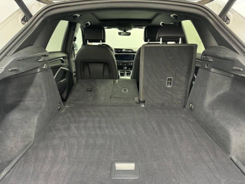 2019 Audi Q3 quattro Premium 45 TFSI