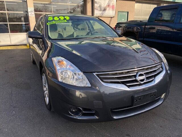 2010 Nissan Altima for sale at NATIONAL AUTO GROUP INC in Chicago IL