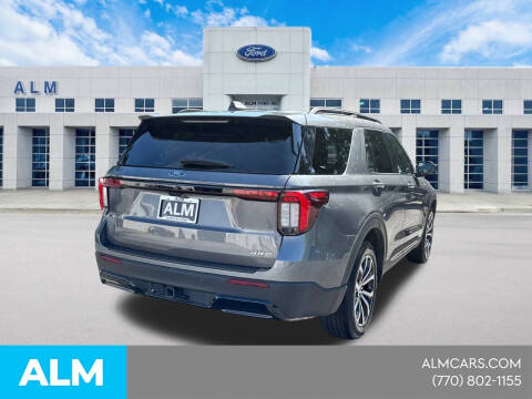 2025 Ford Explorer ST-Line