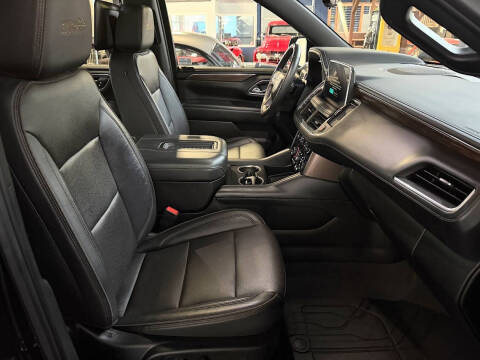 2023 Chevrolet Suburban High Country