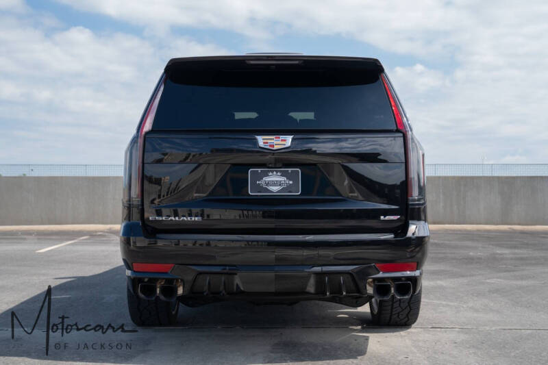 2023 Cadillac Escalade-V
