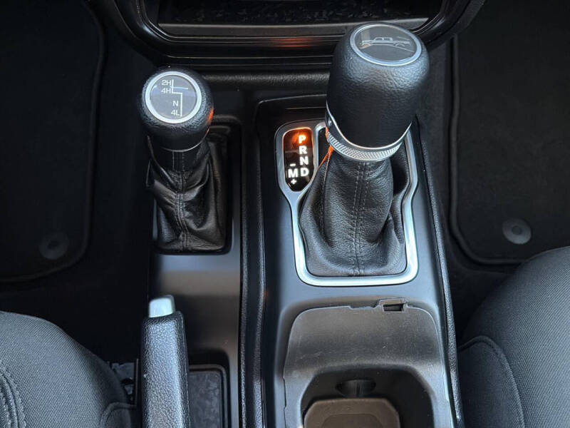 2021 Jeep Gladiator Willys