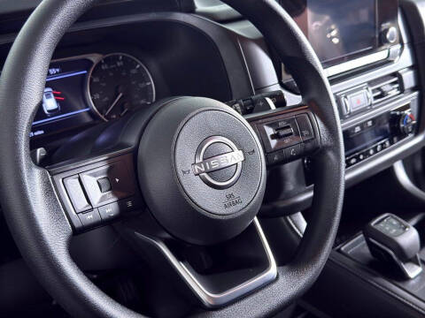 2025 Nissan Pathfinder S