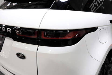 2023 Land Rover Range Rover Evoque P250 SE