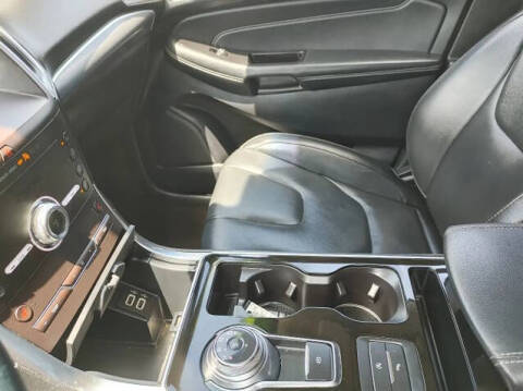 2020 Ford Edge Titanium