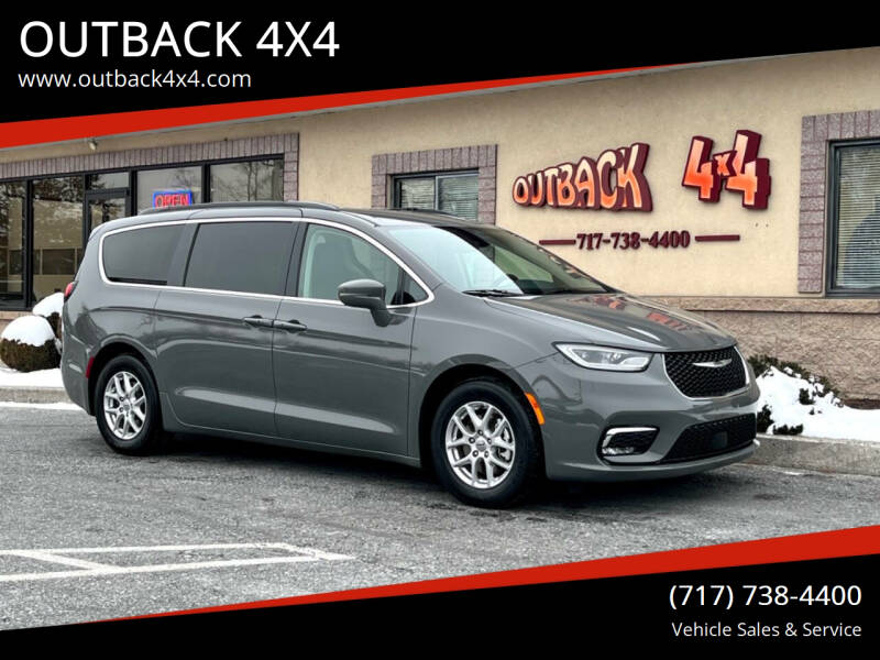 2022 Chrysler Pacifica for sale at OUTBACK 4X4 in Ephrata PA