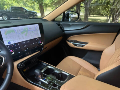 2025 Lexus NX 350h Luxury