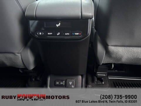 2023 Toyota Highlander Limited