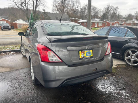 2017 Nissan Versa 1.6 SV