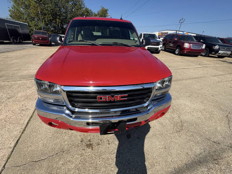 2004 GMC Sierra 1500 SLT's photo