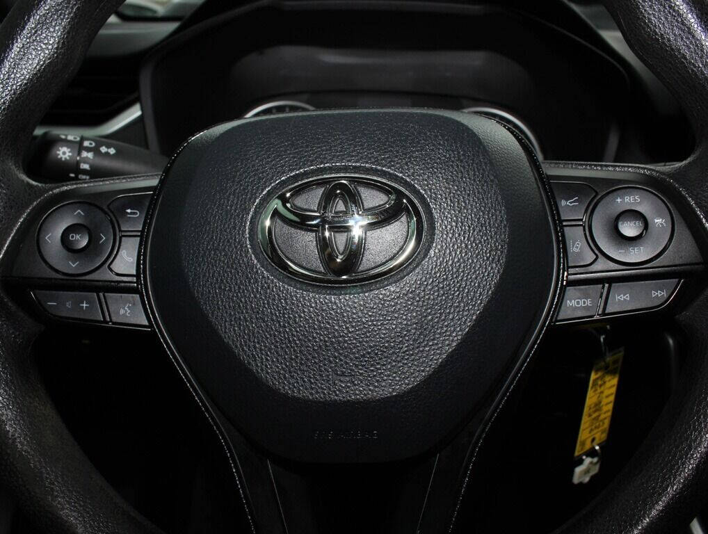 2021 TOYOTA RAV4 SUV / Crossover - $25,495