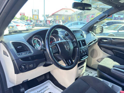 2016 Dodge Grand Caravan SE