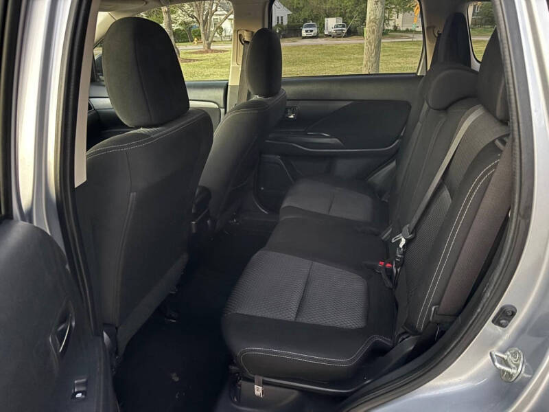2017 Mitsubishi Outlander SE