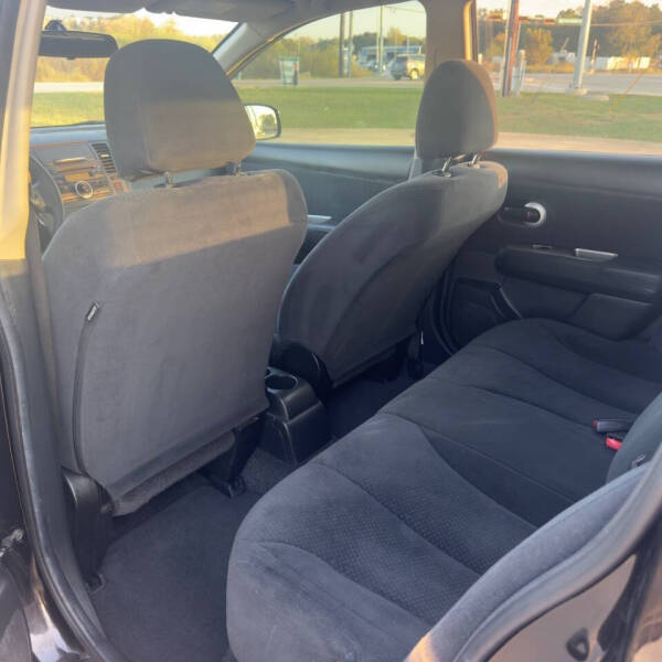 2011 Nissan Versa 1.8 S