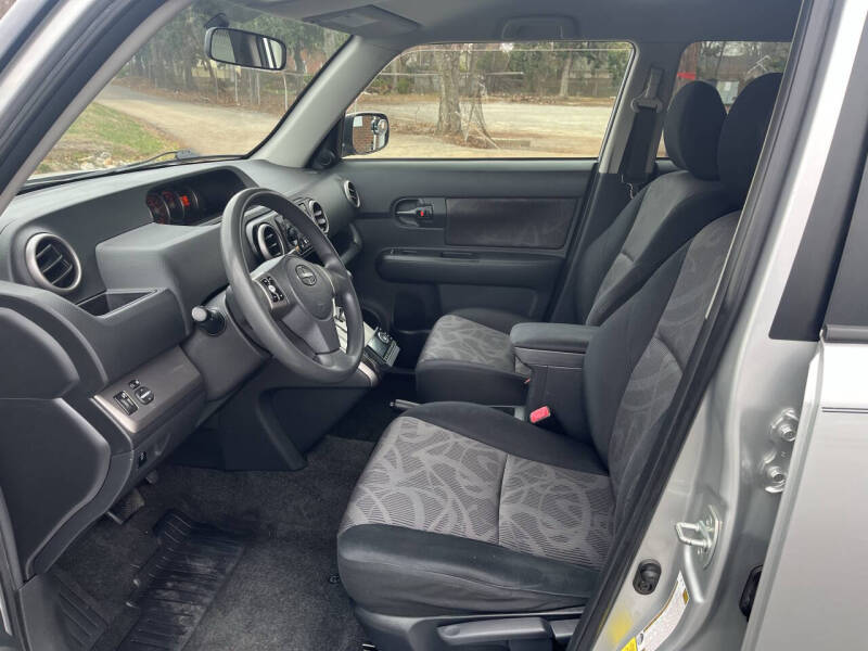 2013 Scion xB 10 Series