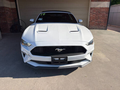 2019 Ford Mustang EcoBoost