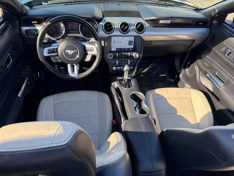 2022 Ford Mustang EcoBoost Premium