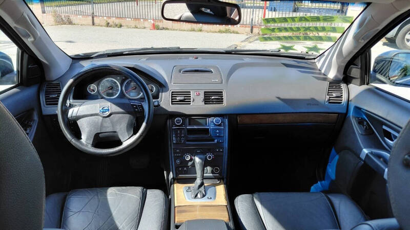 2011 Volvo XC90 3.2