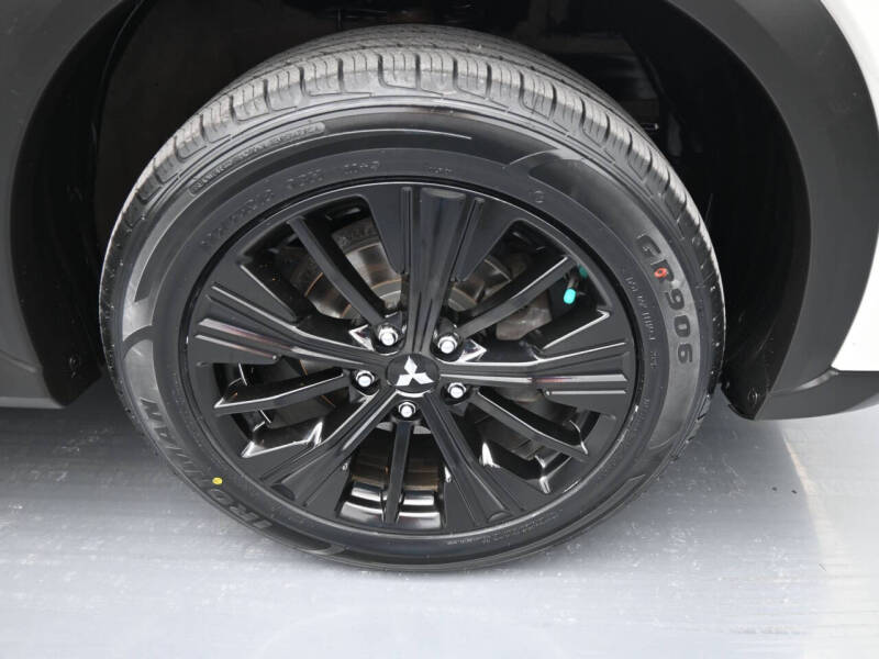 2020 Mitsubishi Eclipse Cross LE