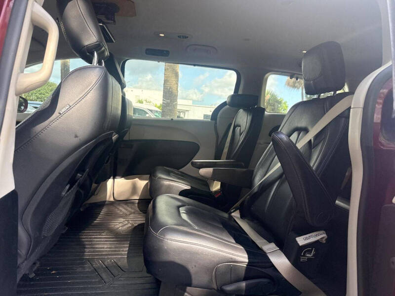 2019 Chrysler Pacifica Touring L
