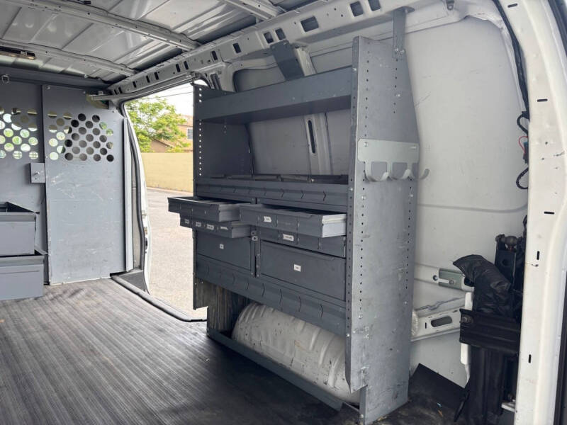 2016 Chevrolet Express 2500