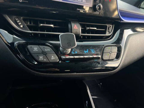 2021 Toyota C-HR XLE