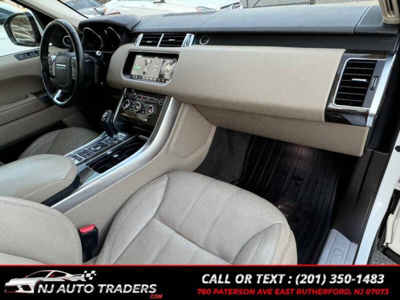 2017 Land Rover Range Rover Sport HSE