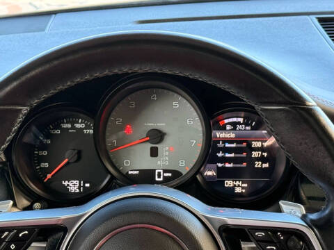 2017 Porsche Macan S