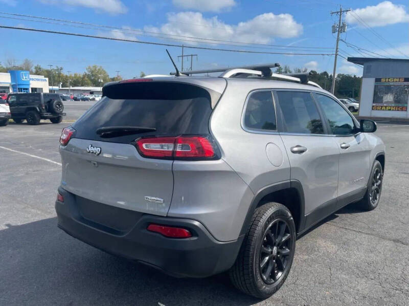 2016 Jeep Cherokee