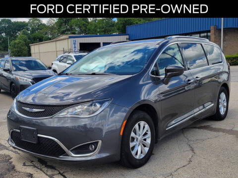 2019 Chrysler Pacifica Touring L