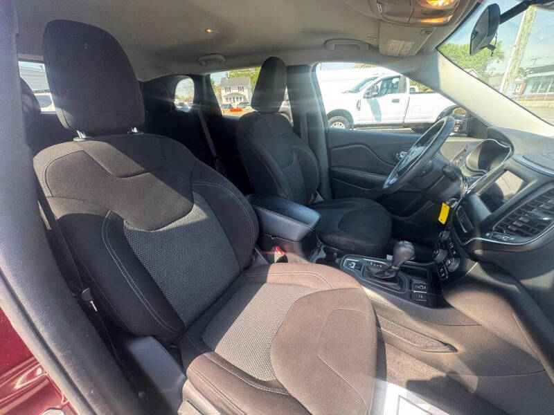 2019 Jeep Cherokee Latitude