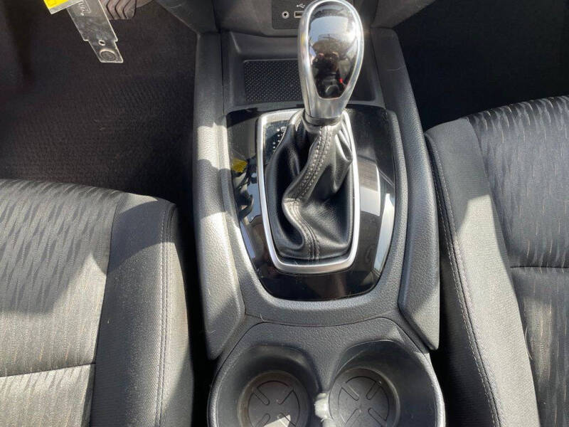 2018 Nissan Rogue S