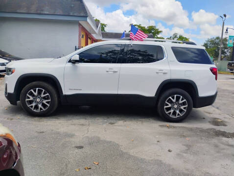 2023 GMC Acadia SLT