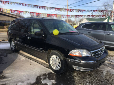2000 Ford Windstar for sale at Antique Motors in Plymouth IN
