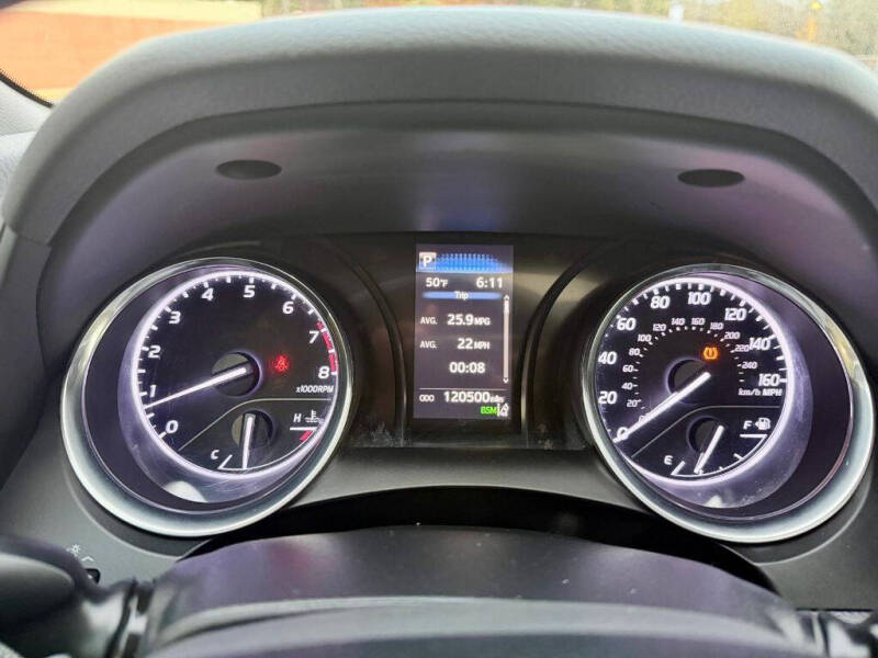 2019 Toyota Camry SE