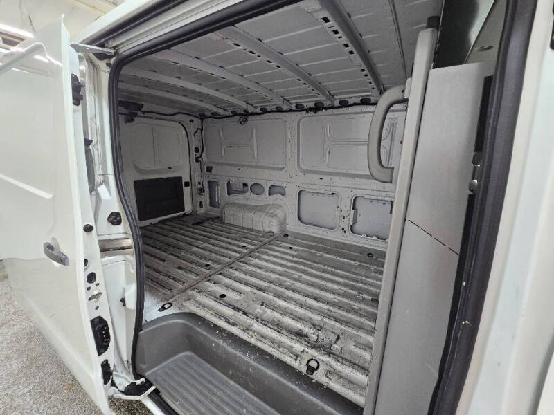 2021 Nissan NV 2500 HD S