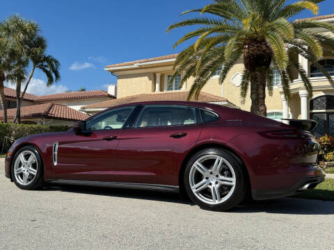 2018 Porsche Panamera 4 Executive