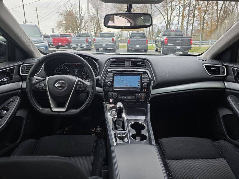 2016 Nissan Maxima Platinum