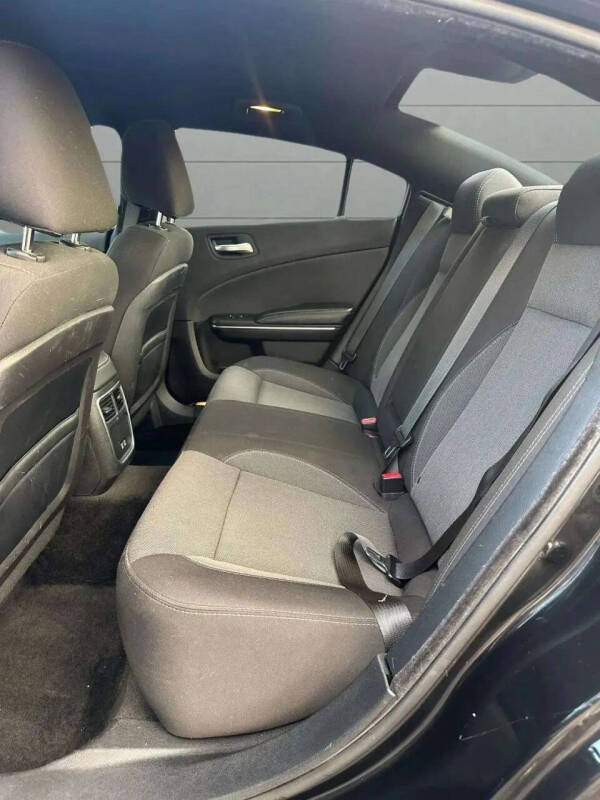 2015 Dodge Charger SE