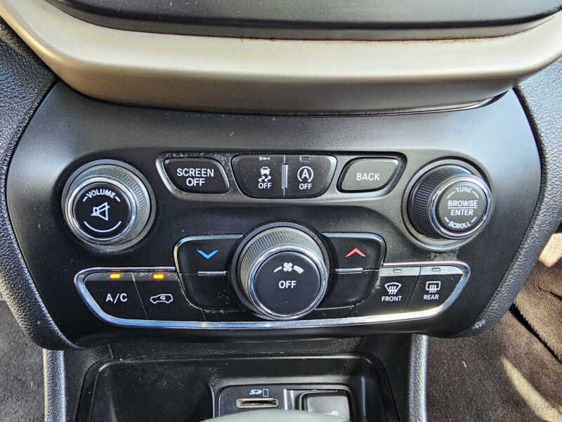 2017 Jeep Cherokee Latitude