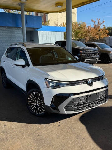 2025 Volkswagen Taos SE